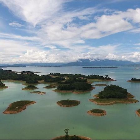 Dansavanh Namngum Resort Ban Keun Dış mekan fotoğraf