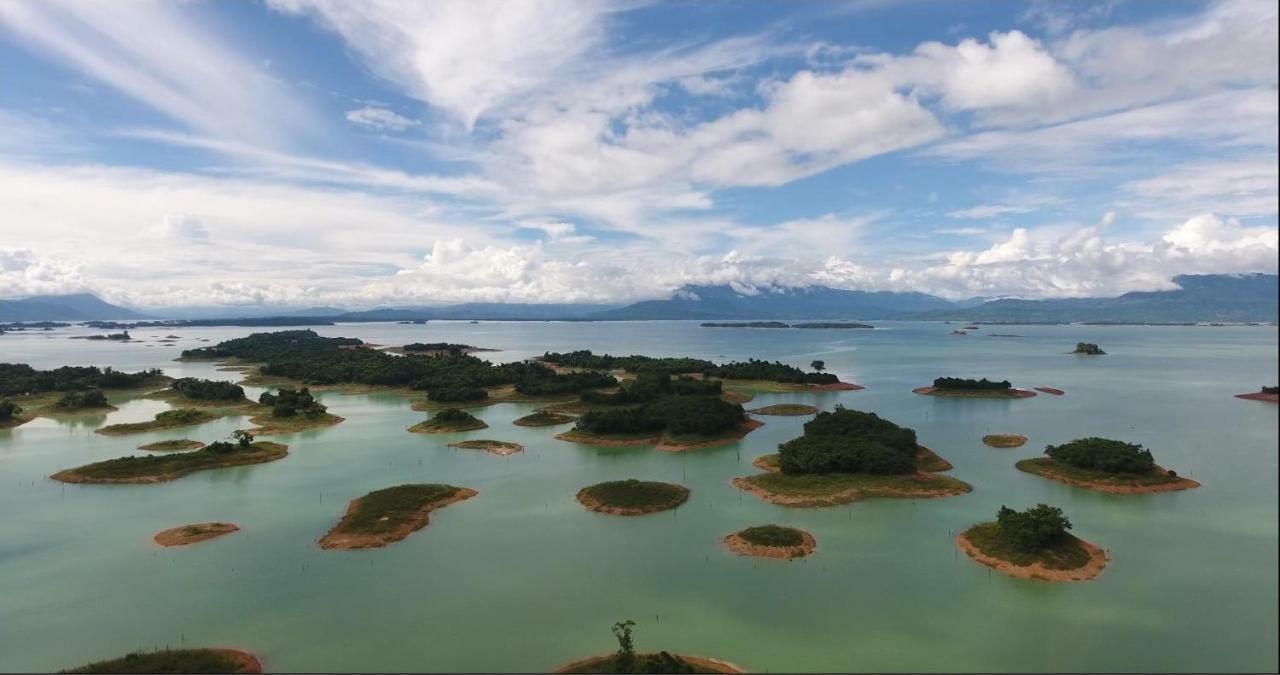 Dansavanh Namngum Resort Ban Keun Dış mekan fotoğraf